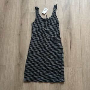 H&M bodycon size 6 dress